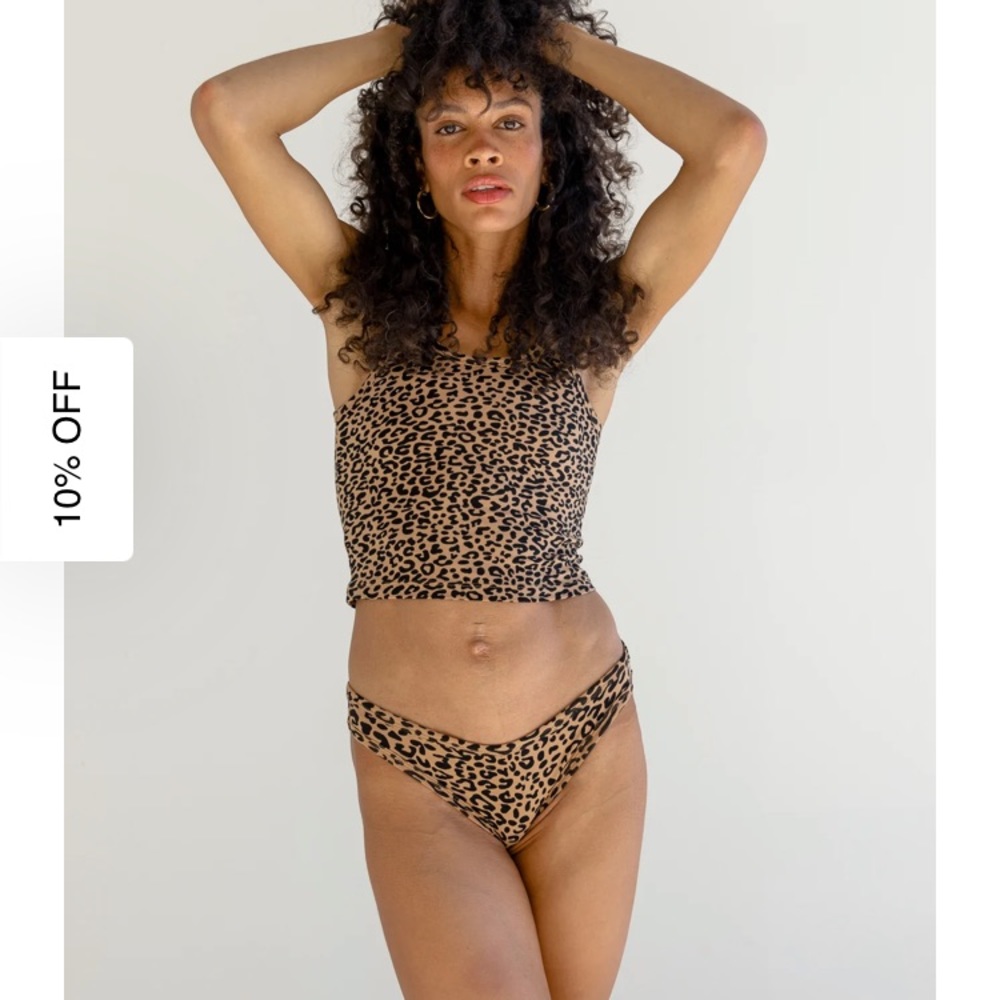 NWT xl leopard print cropped tank